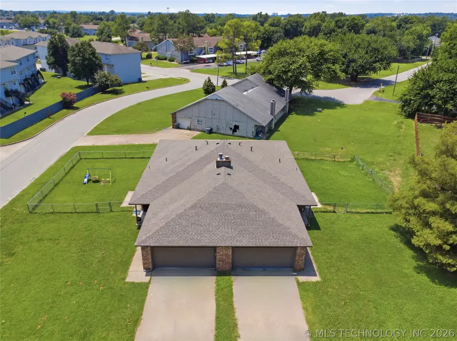 6658 S Utica Place, Tulsa, OK 74136 - #2