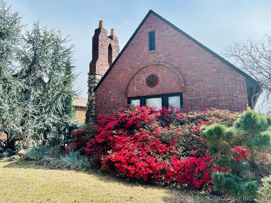 2708 E 14th Place, Tulsa, OK 74104 - #2
