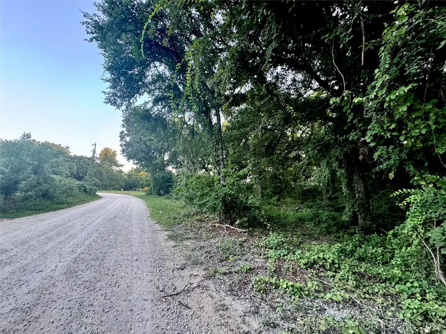 4837 Cobb Road, Kingston, OK 73439 - #2