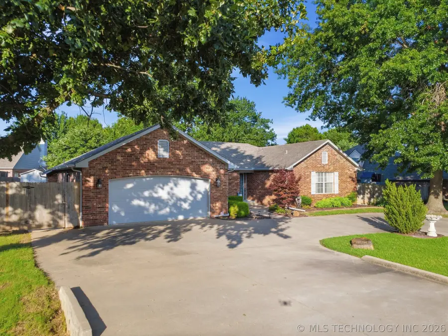 9867 S Maybelle Avenue, Jenks, OK 74037 - #2