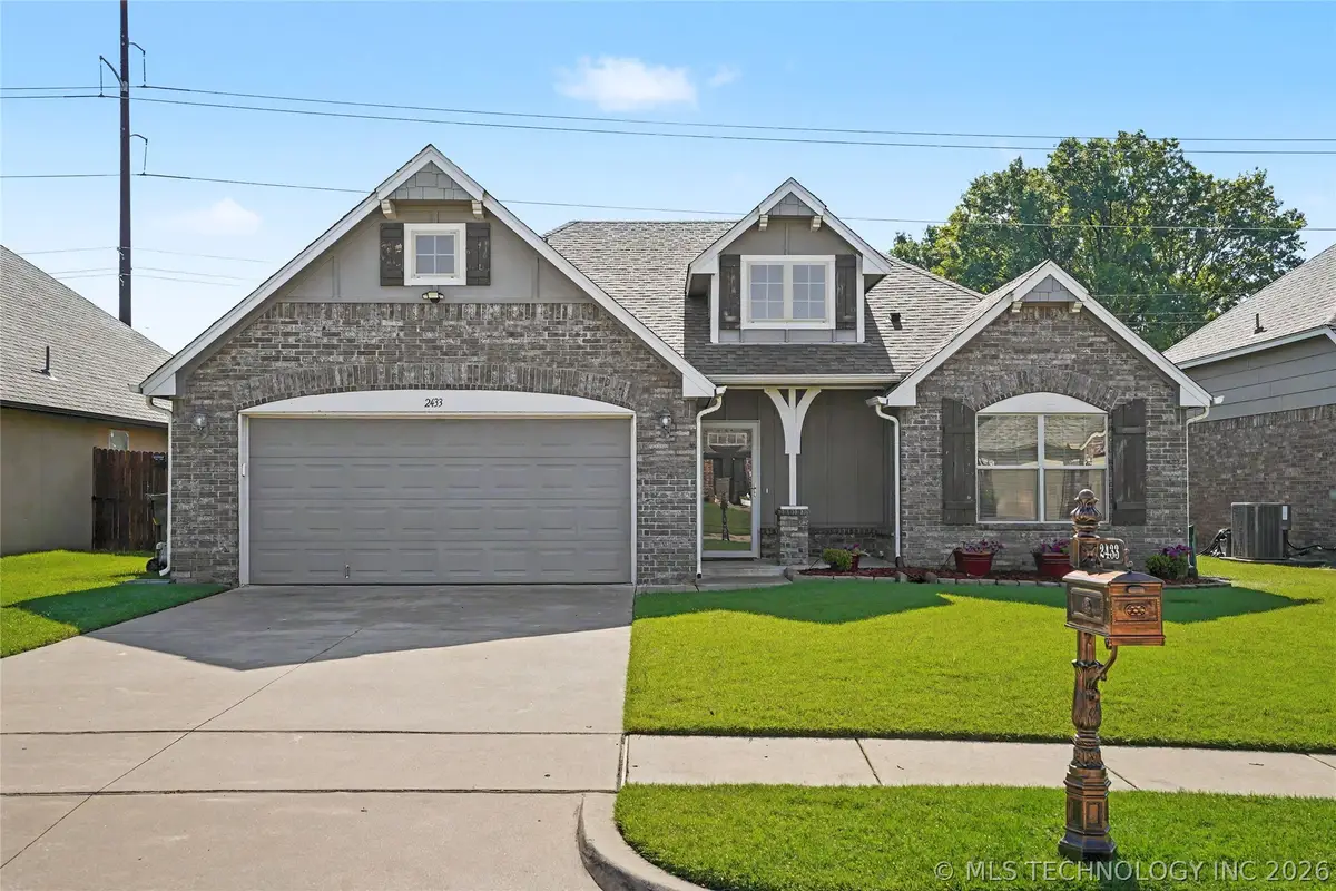 2433 S Maple Avenue, Broken Arrow, OK 74012 - #1