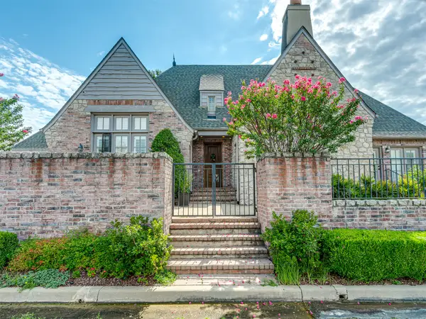 10137 S 77th East Place, Jenks, OK 74133