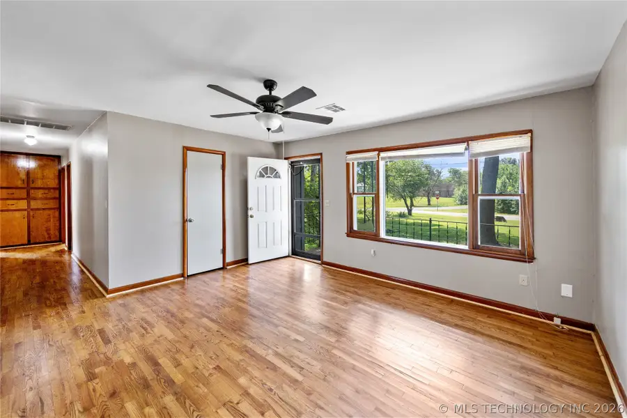 800 NW 2nd Street, Wagoner, OK 74467 - #3