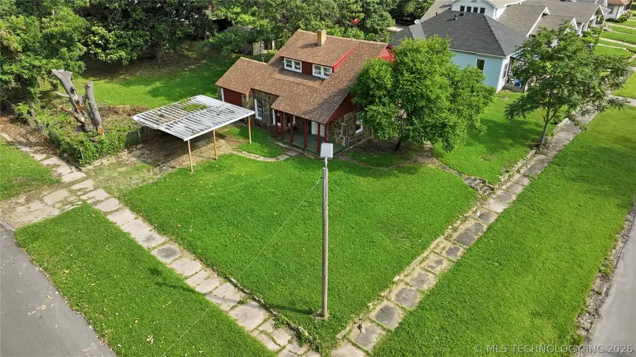 227 S 11th Street, Muskogee, OK 74401 - #3