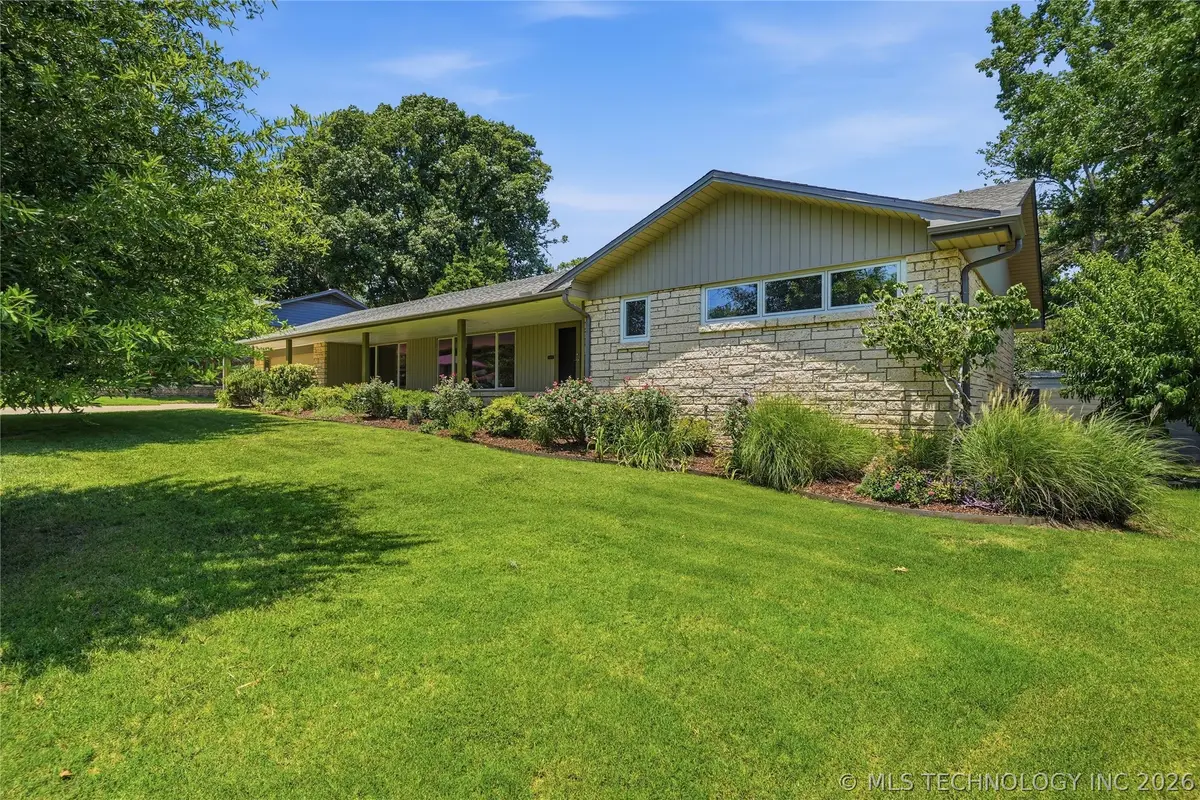 2853 E 35th Place, Tulsa, OK 74105 - #1