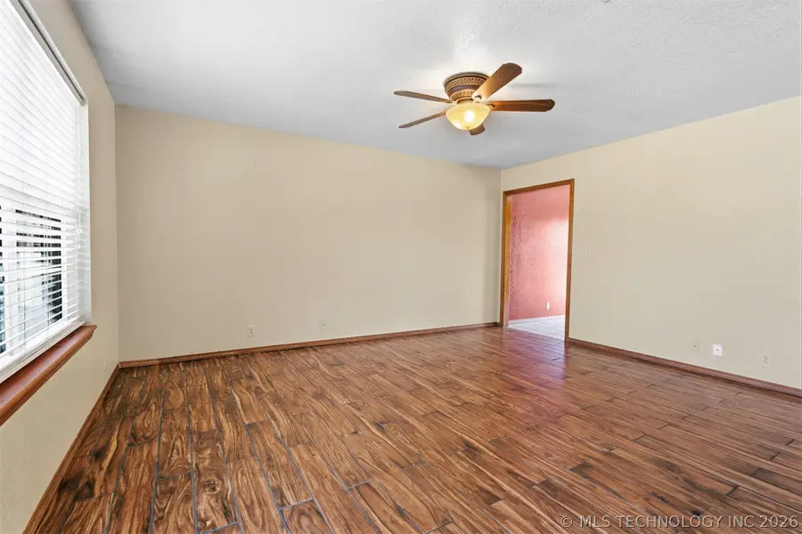 366 Elm Street, Lone Grove, OK 73443 - #2
