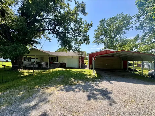 8080 S 4392 Road, Locust Grove, OK 74352