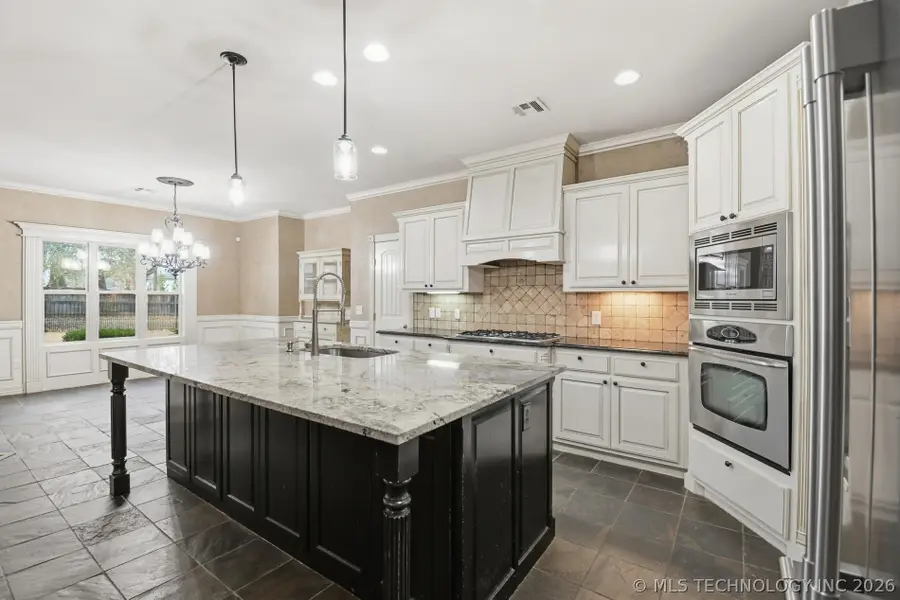 2317 E 138th Street S, Bixby, OK 74008 - #3