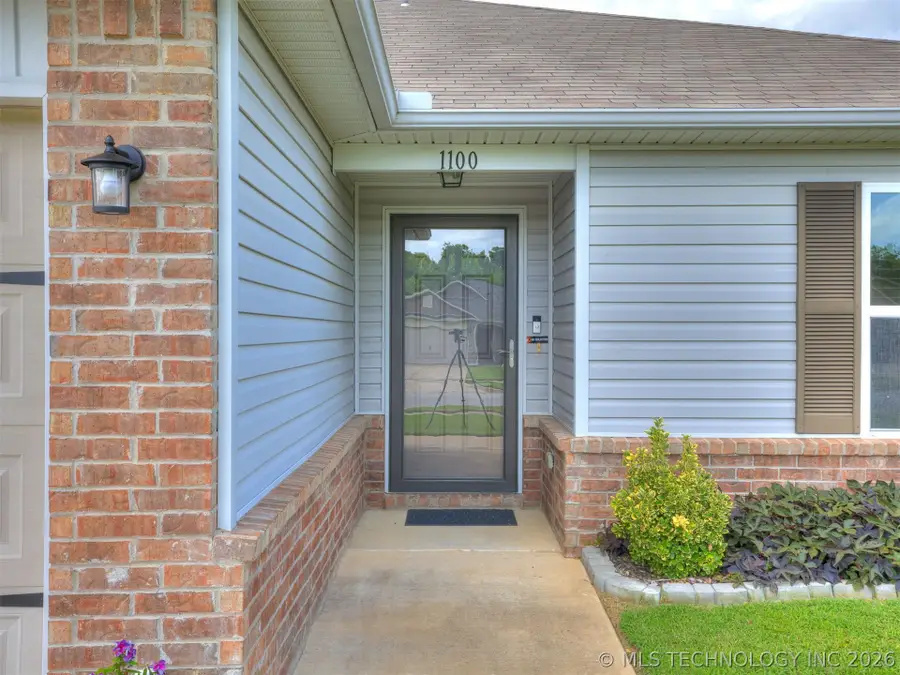1100 E Richmond Street, Broken Arrow, OK 74012 - #2