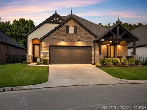 3632 S Redwood Drive, Broken Arrow, OK 74011