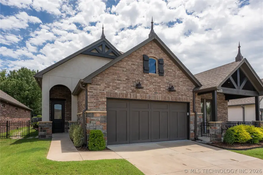 3632 S Redwood Drive, Broken Arrow, OK 74011 - #2