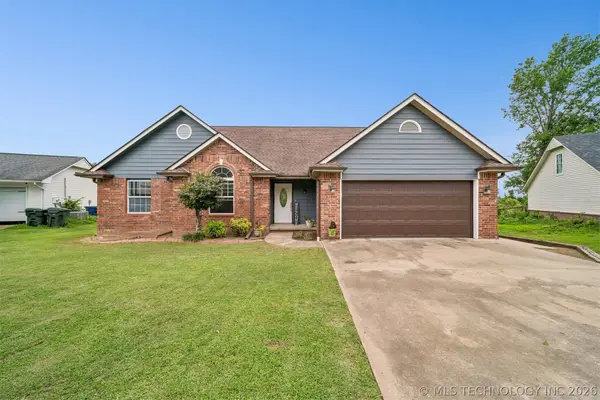990 N Douglas Drive, Claremore, OK 74017