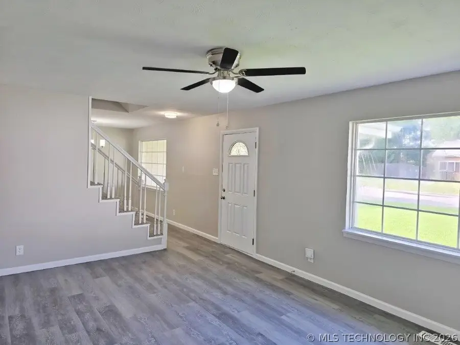 654 12th Avenue Nw, Ardmore, OK 73401 - #3