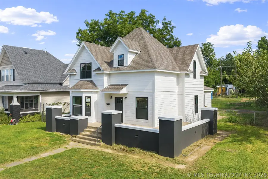 114 E Vinita, Sulphur, OK 73086 - #3