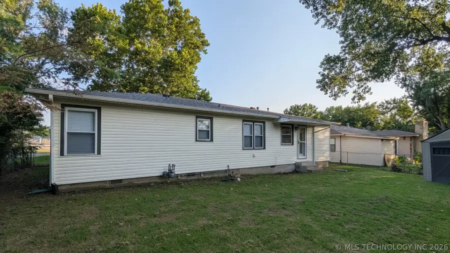 214 W Urbana Street, Broken Arrow, OK 74012 - #3