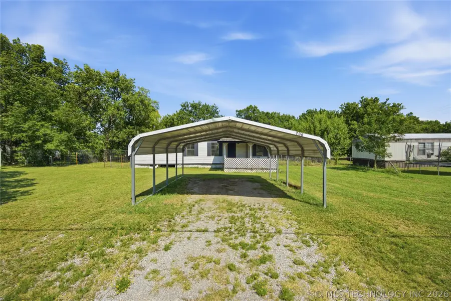 723 S Taylor, Kiowa, OK 74553 - #3