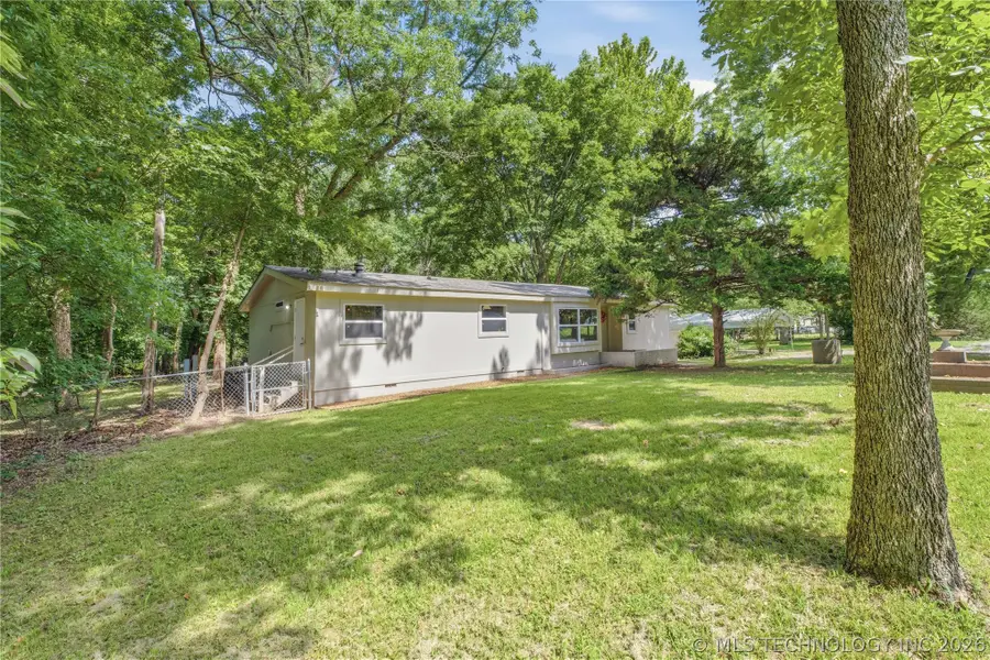 1115 S 284th East Avenue, Catoosa, OK 74015 - #3