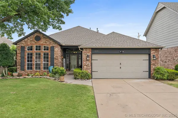 604 N Nyssa Avenue, Broken Arrow, OK 74012