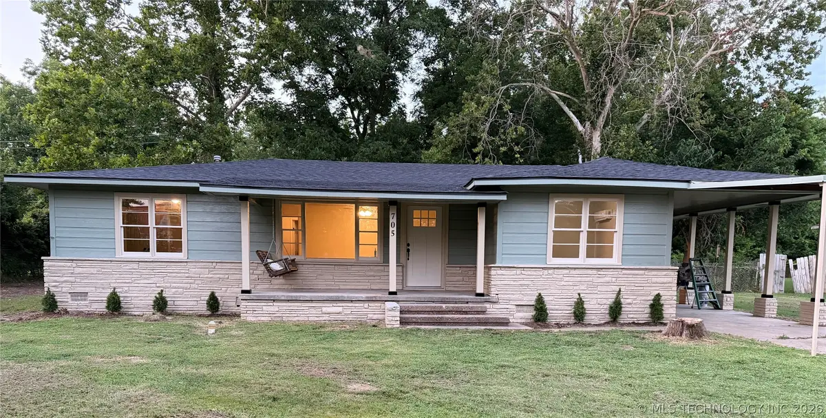 705 W Caddo, Wilburton, OK 74578 - #1