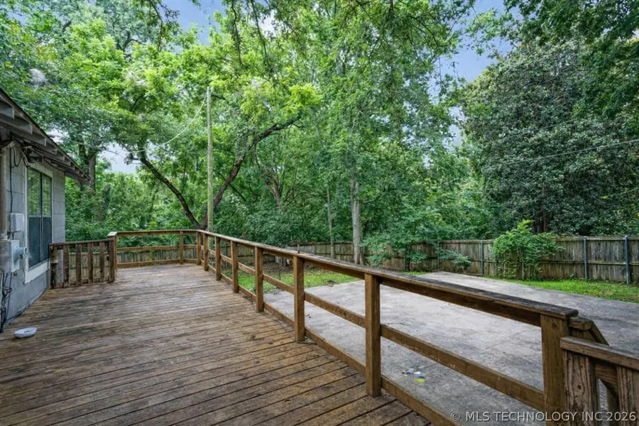 1103 N 5th, Durant, OK 74701 - #3