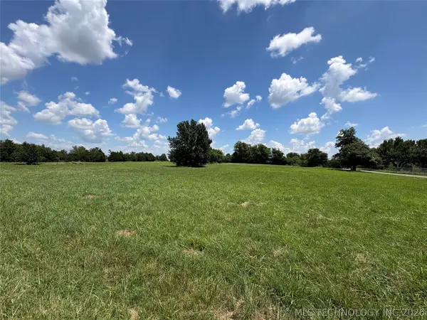 9011 N Hudson Avenue, Sperry, OK 74073