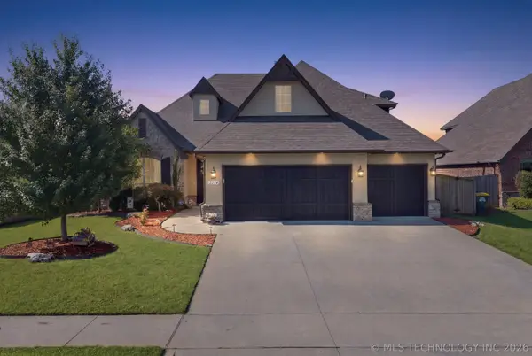 2114 W 117th Place S, Jenks, OK 74037