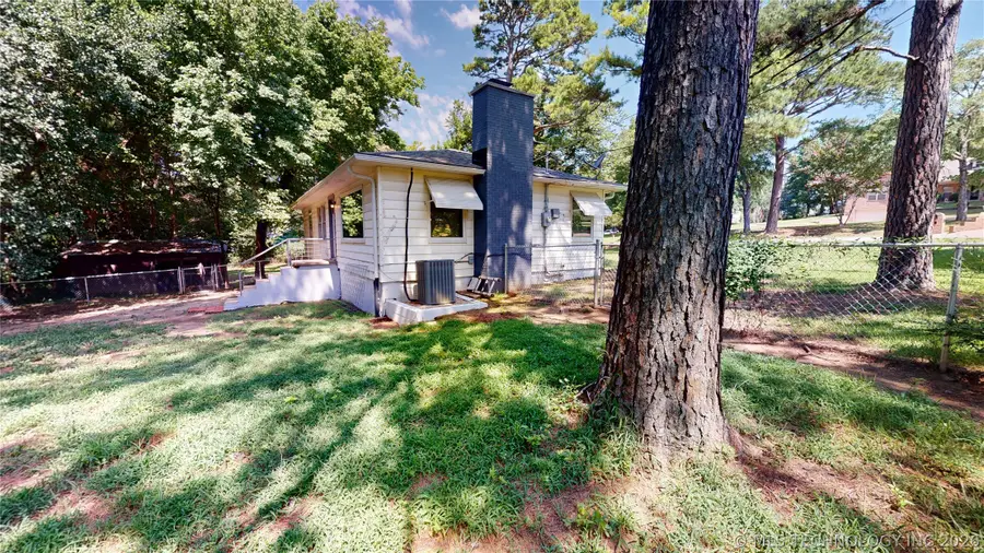 1427 Pine, Ada, OK 74820 - #3