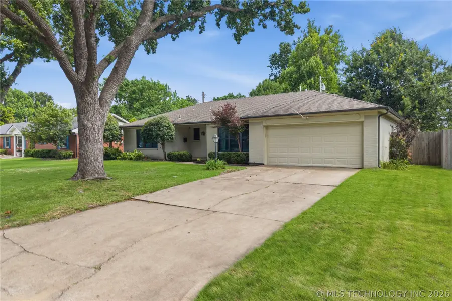 1862 E 57th Place, Tulsa, OK 74105 - #2