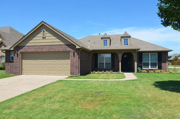 11613 E 105th Street N, Owasso, OK 74055