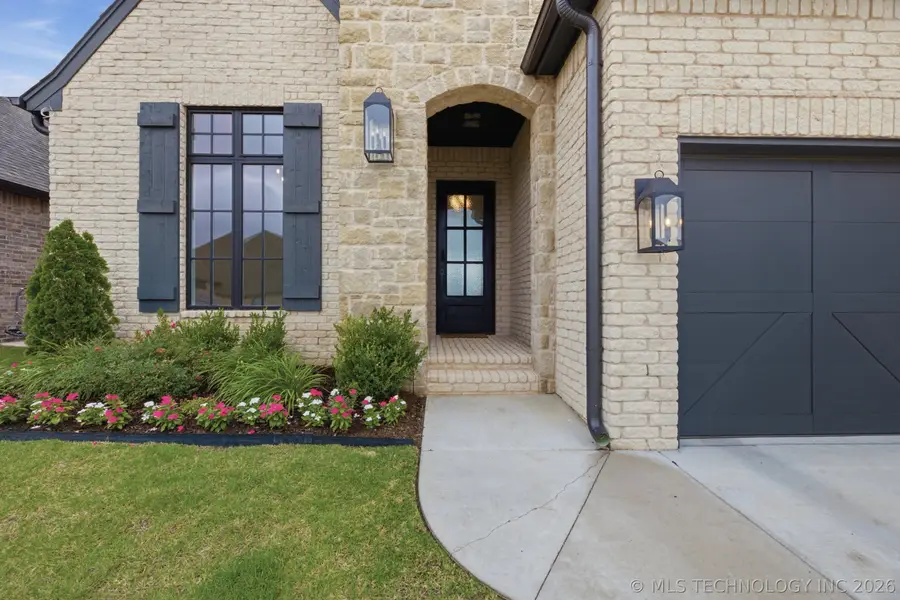 6321 N 30th Street, Broken Arrow, OK 74014 - #2
