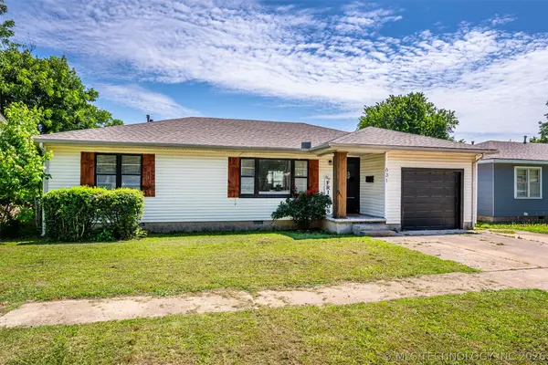 631 W 20th Street, Ada, OK 74820