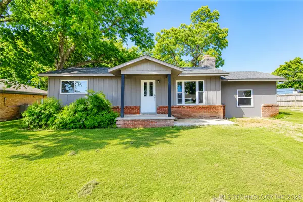 44 Lakeshore Drive, Adair, OK 74330