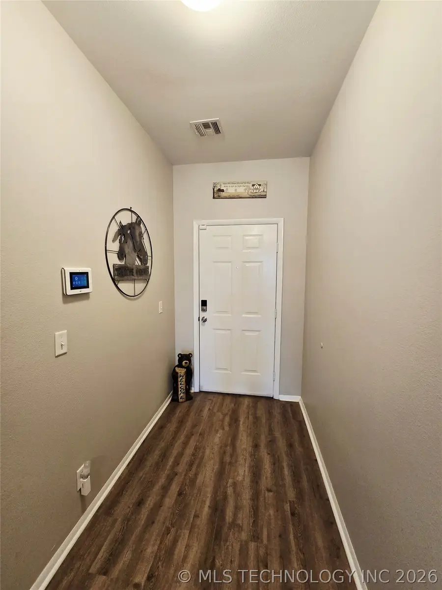 2801 Lariat Lane, Claremore, OK 74017 - #3