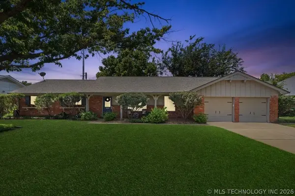 5860 S Hudson Place, Tulsa, OK 74135