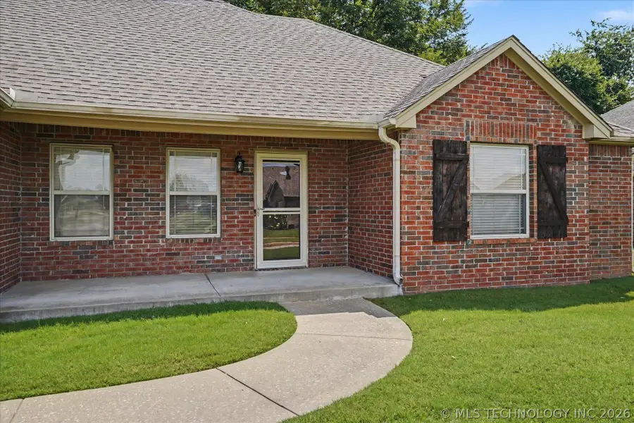 13405 S Poplar Street, Glenpool, OK 74033 - #2