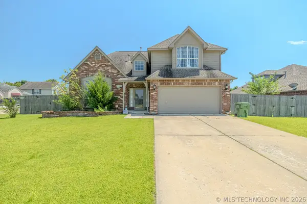 19822 E 38th Place S, Broken Arrow, OK 74014
