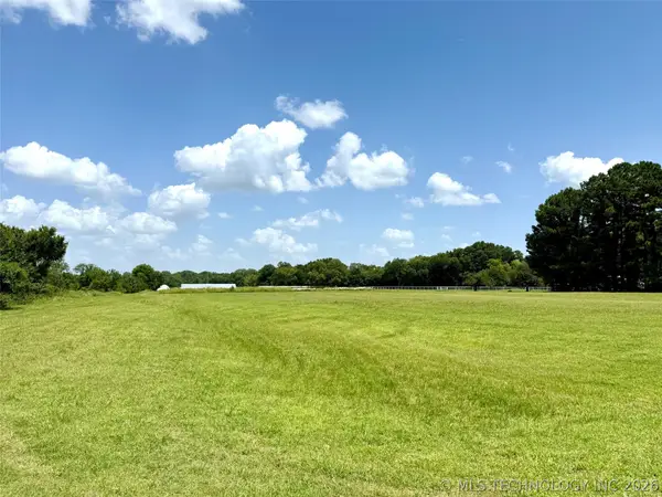 1701 S Cheyenne Road, Sapulpa, OK 74066