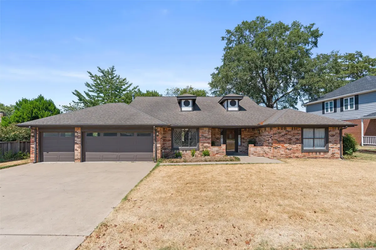 2508 Chapel Hill, Bartlesville, OK 74006 - #1