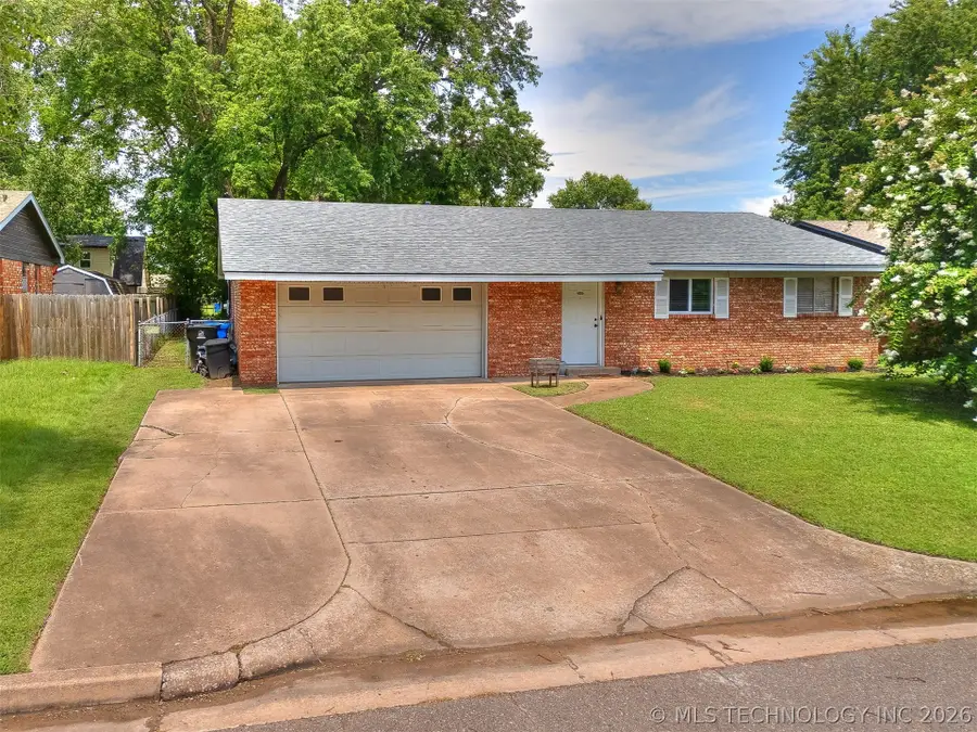 708 W Atlanta Court, Broken Arrow, OK 74012 - #3