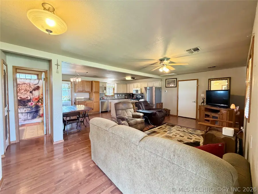 48075 S 34300 Road, Pawnee, OK 74058 - #2