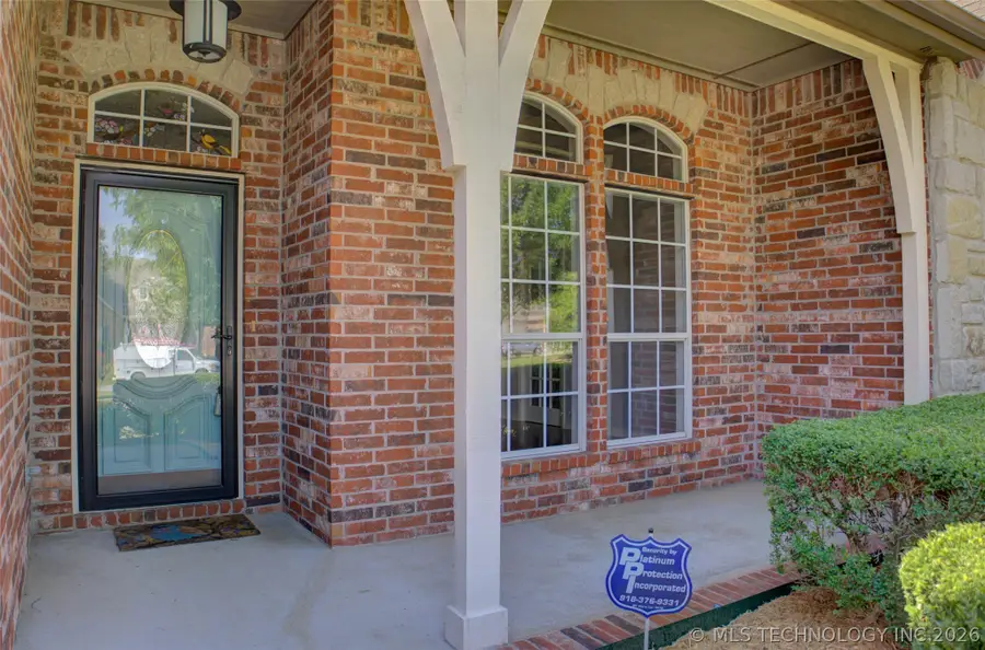 326 E 112th Street, Jenks, OK 74037 - #2