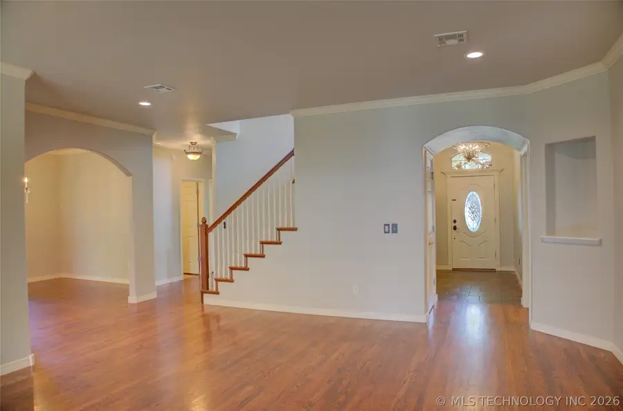 326 E 112th Street, Jenks, OK 74037 - #3
