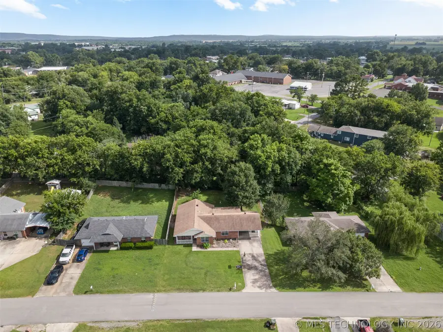 503 Straight Street, Fort Gibson, OK 74434 - #2