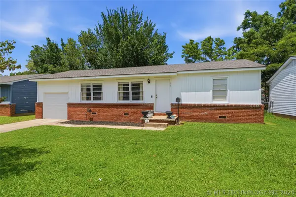 1921 W 49th Street, Tulsa, OK 74107