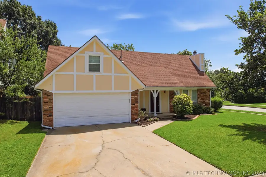8329 N 118th East Avenue, Owasso, OK 74055 - #2
