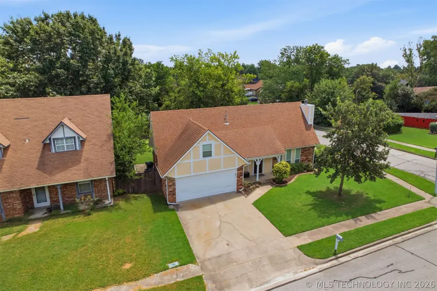 8329 N 118th East Avenue, Owasso, OK 74055 - #3