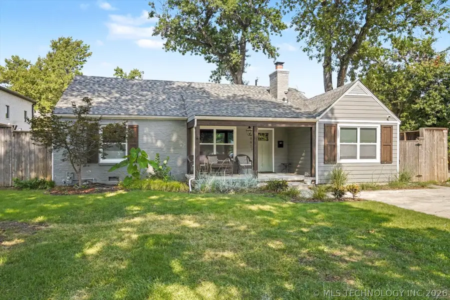 3002 S Boston Court, Tulsa, OK 74114 - #2