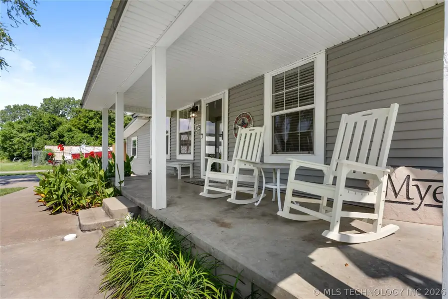 103 E Elm Avenue, Eufaula, OK 74432 - #3