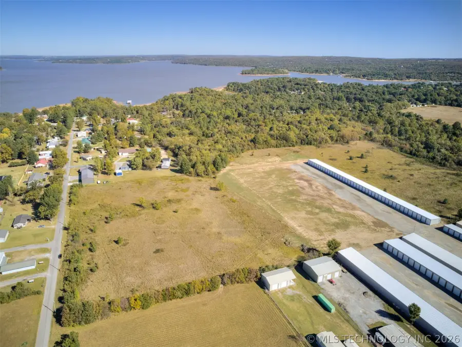 4 Hamilton Road, Eufaula, OK 74432 - #2