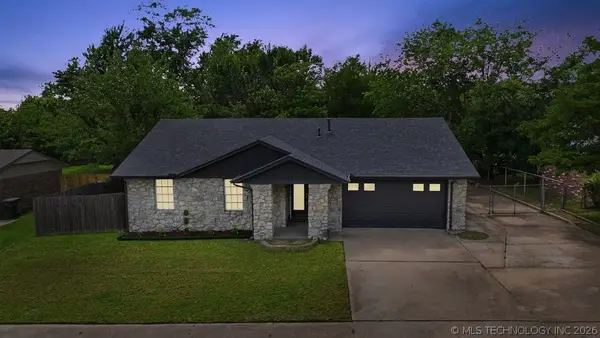 1406 N Cedar Street, Owasso, OK 74055